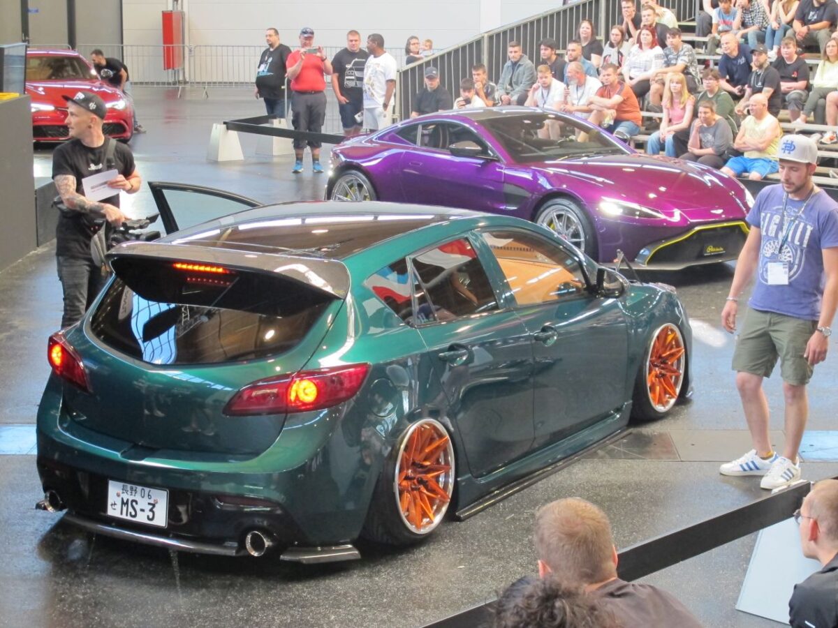 Zweifarbige Räder waren ein wichtiges Show-Tuning-Detail. Foto: Karl Seiler