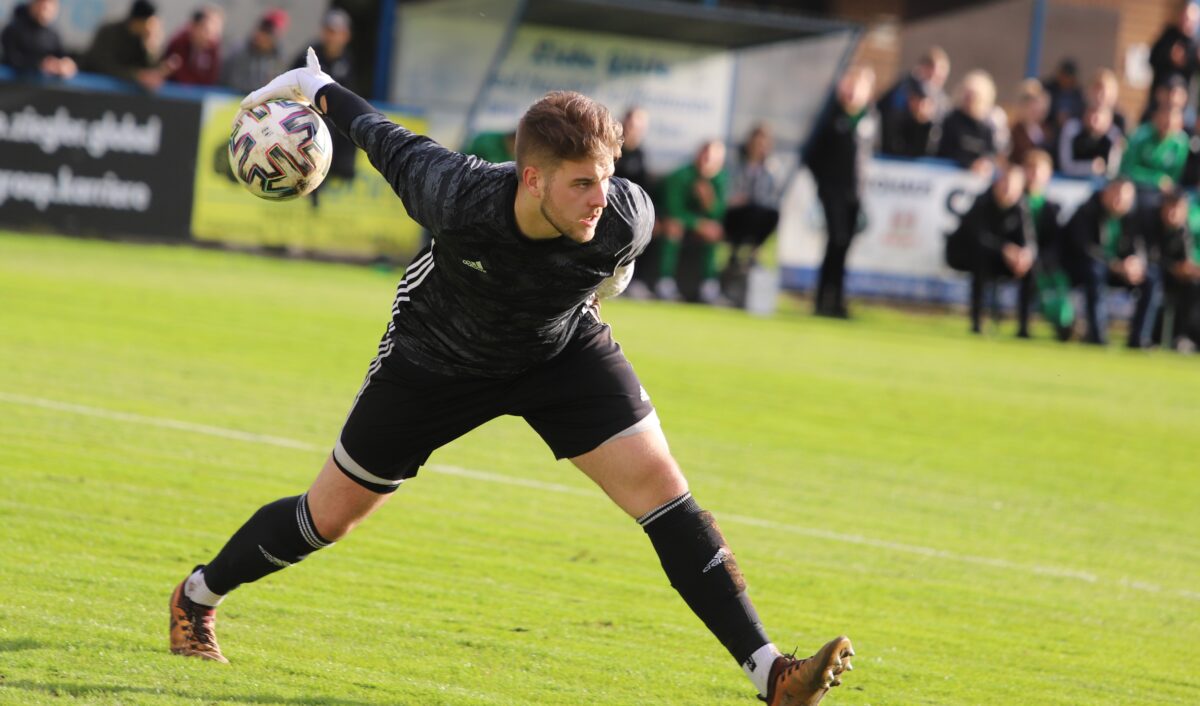 SV-Keeper Dominik Pautsch kehrt nach langer Verletzungspause zurück. Foto: Rudi Walberer