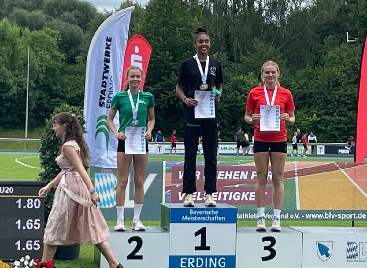 Sophie Dobmeier gelang im Hochsprung mit Platz 3 der Sprung aufs Treppchen. Foto: Alex Gröger